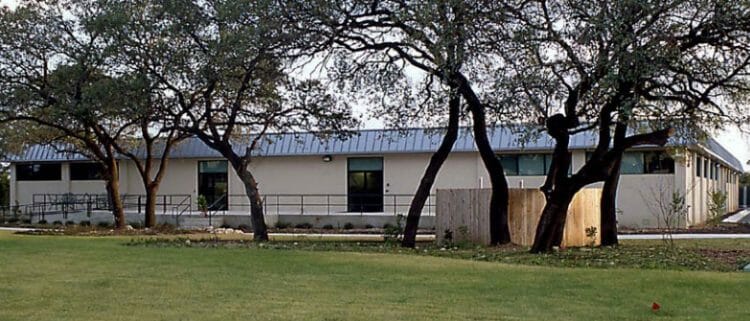 Diamond-Shamrock-1 Permanent modular building Diamond Shamrock